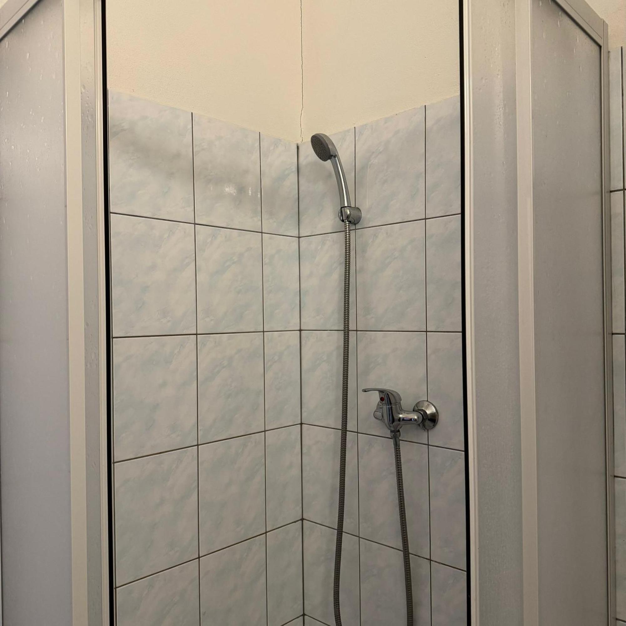 Hotel Avion Bratysława Zewnętrze zdjęcie