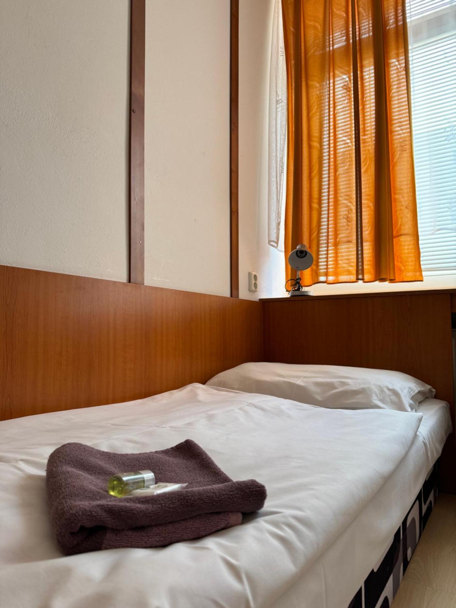 Hotel Avion Bratysława Zewnętrze zdjęcie