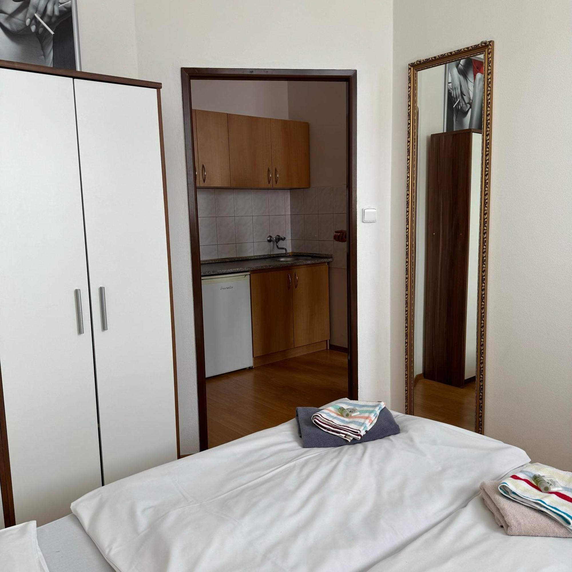 Hotel Avion Bratysława Zewnętrze zdjęcie