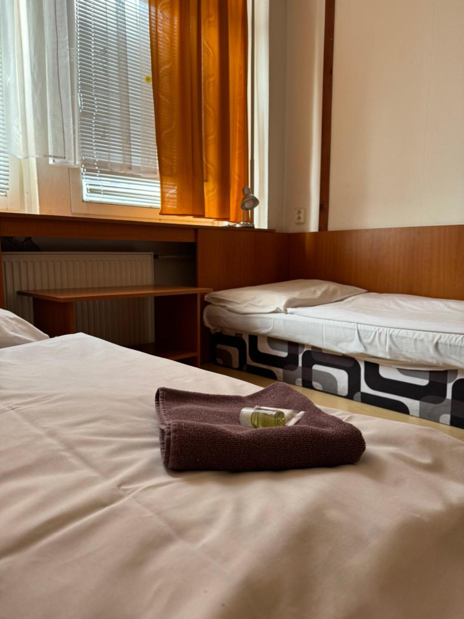 Hotel Avion Bratysława Zewnętrze zdjęcie