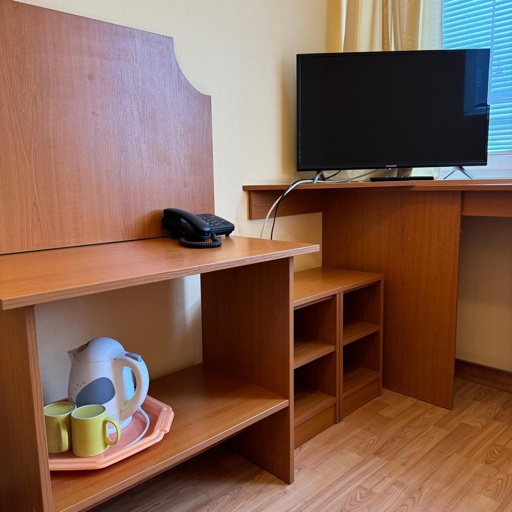 Hotel Avion Bratysława Zewnętrze zdjęcie