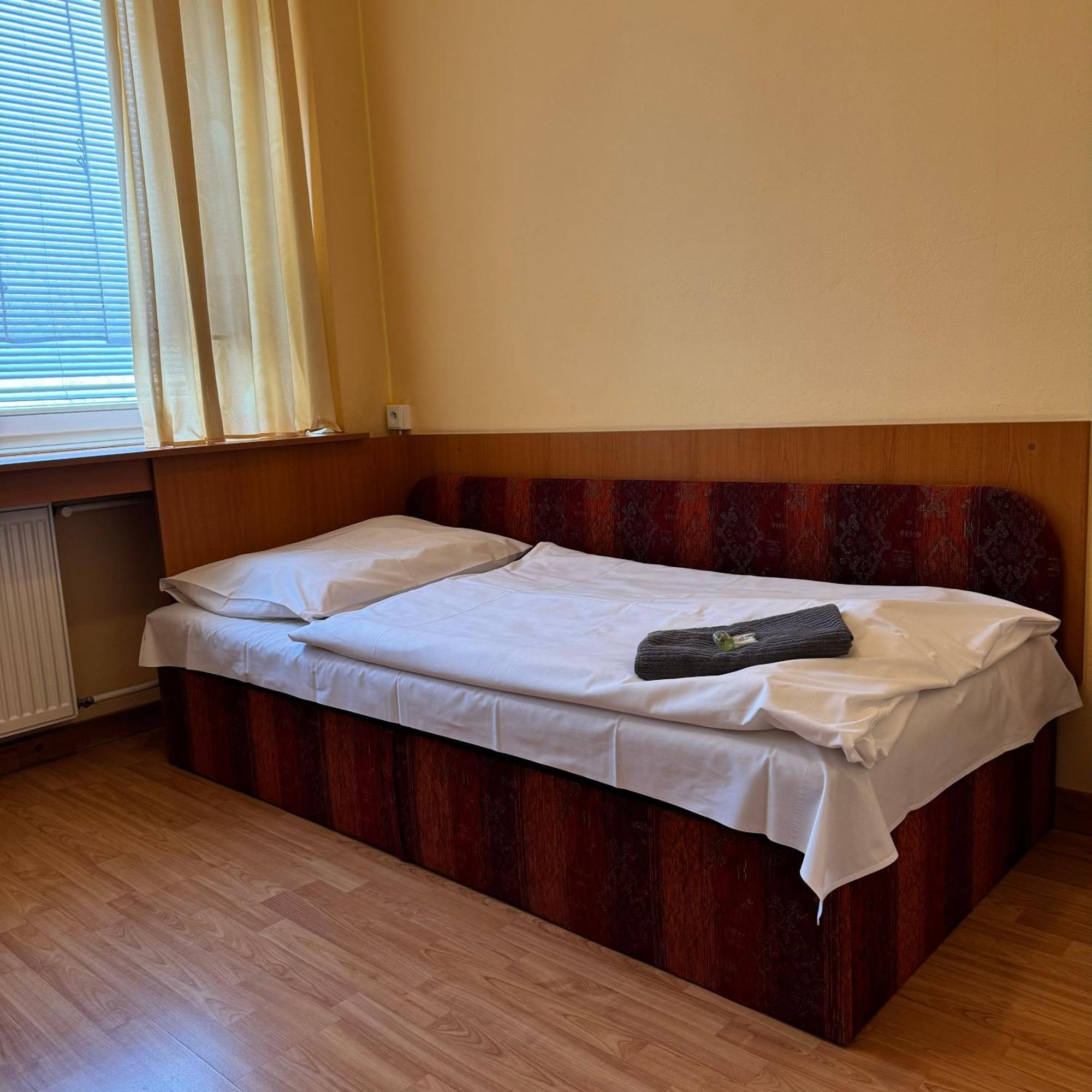 Hotel Avion Bratysława Zewnętrze zdjęcie