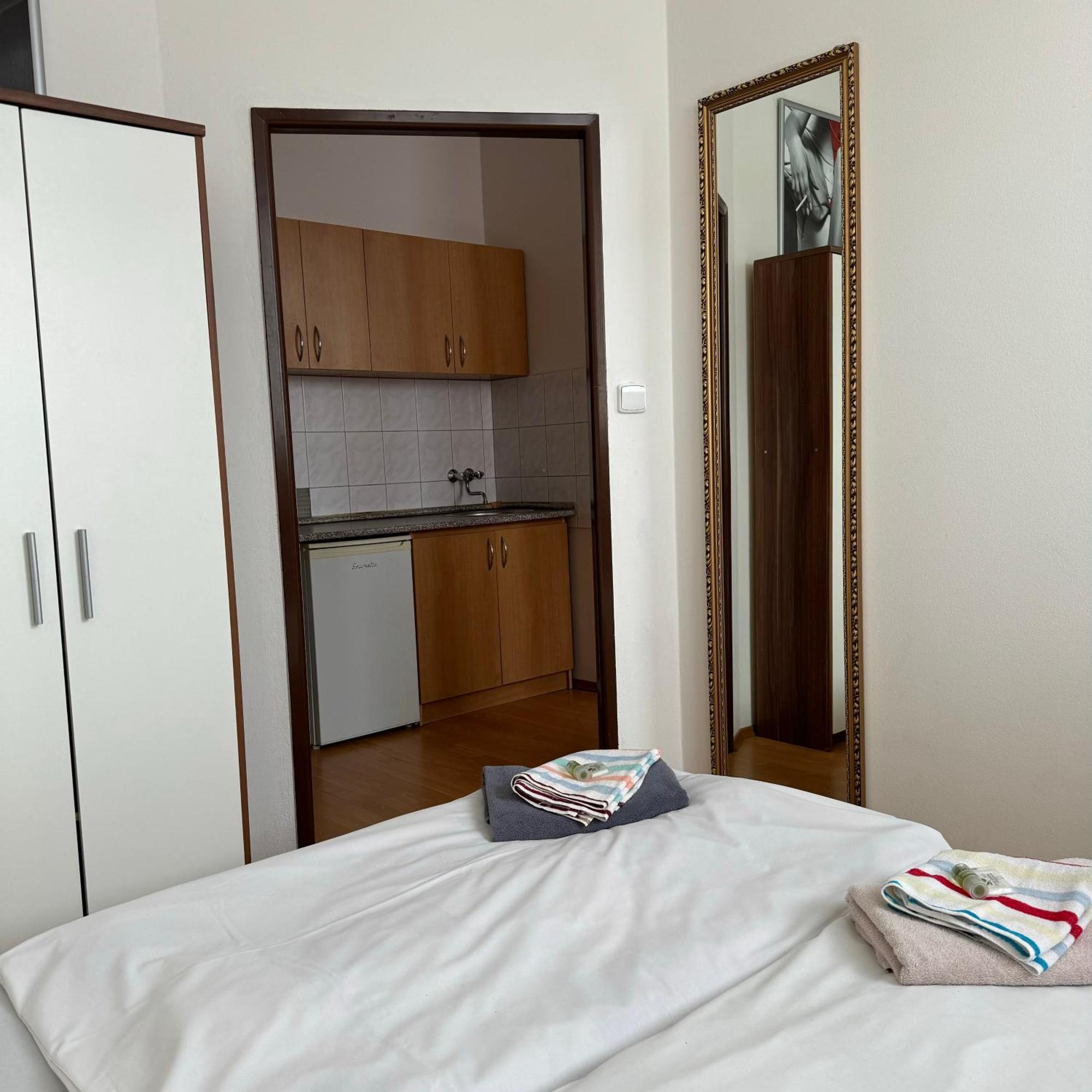 Hotel Avion Bratysława Zewnętrze zdjęcie