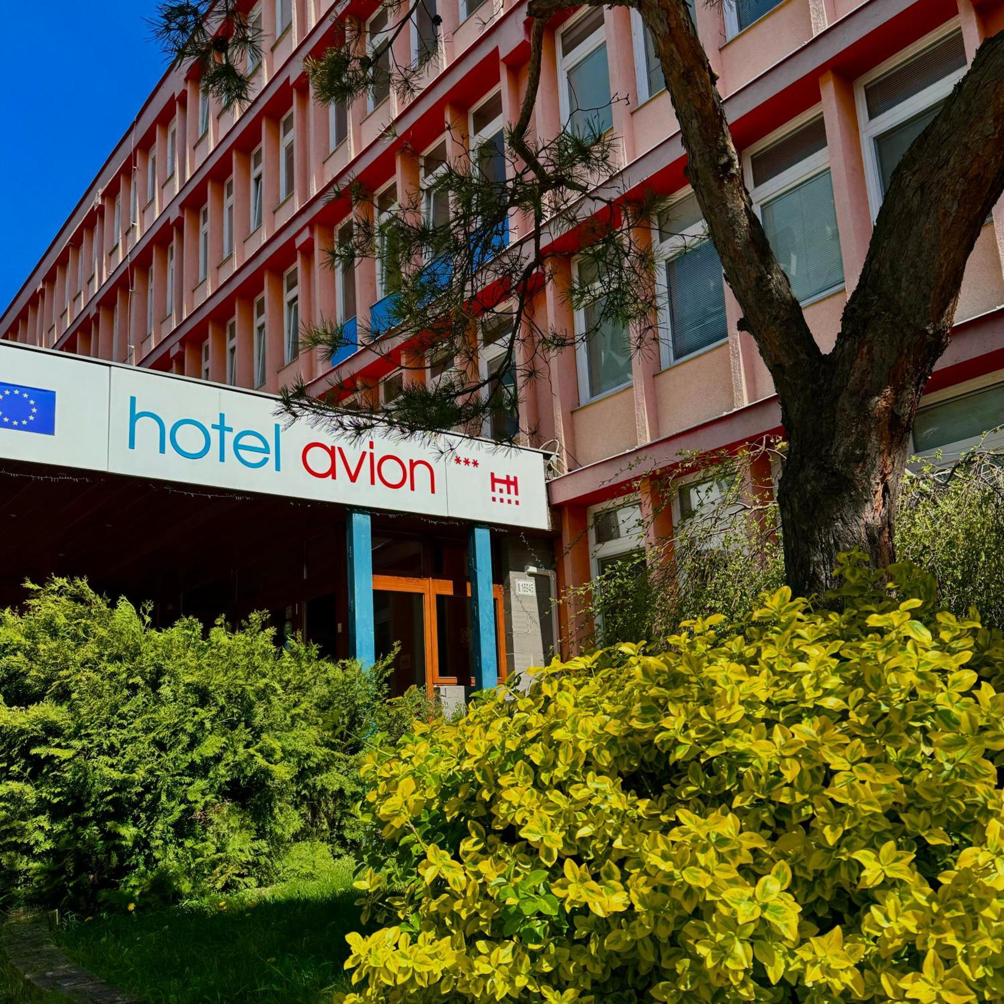 Hotel Avion Bratysława Zewnętrze zdjęcie